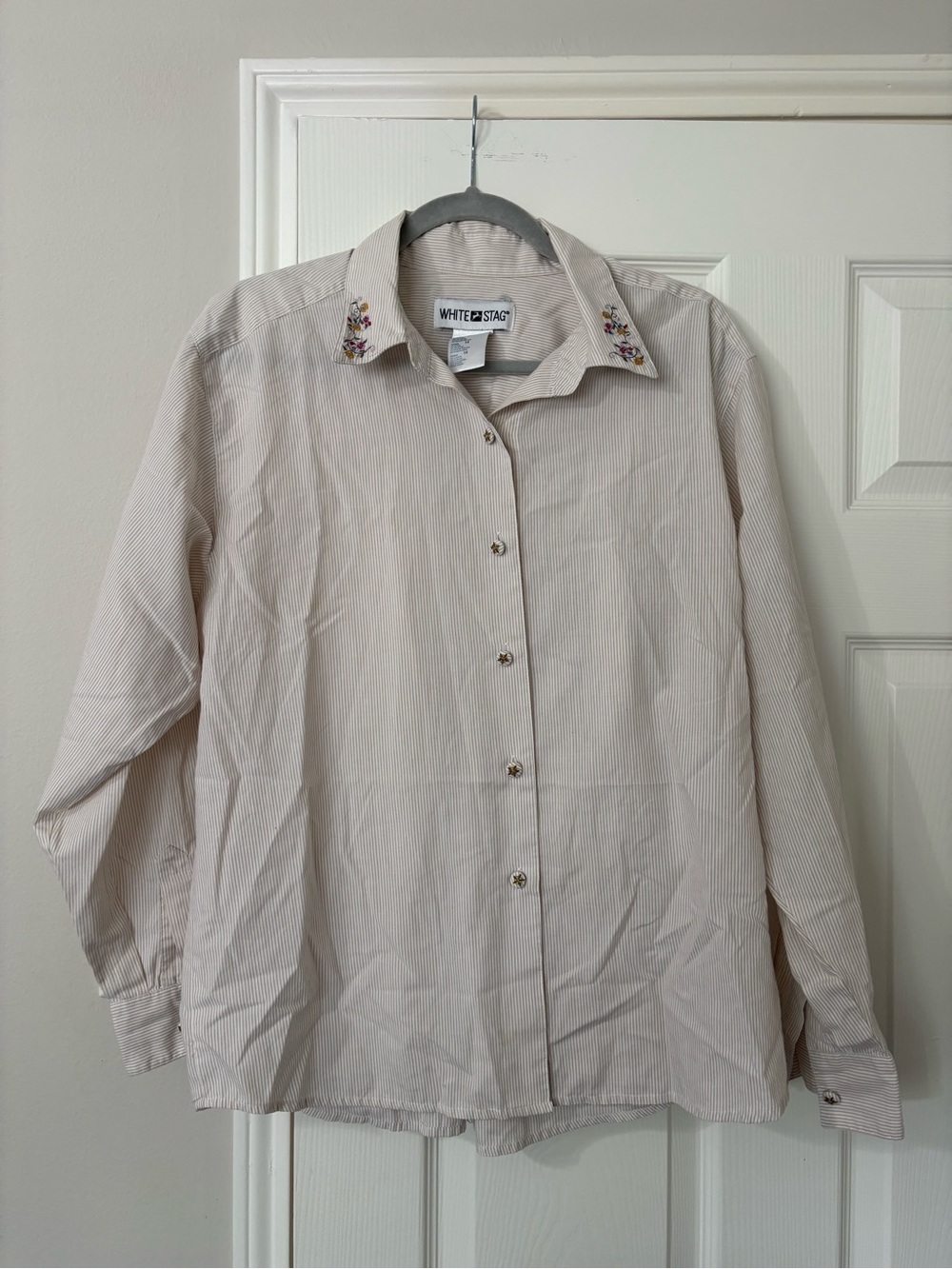 White Stag Floral Embroidered Pinstripe Button-Up Shirt Size 14 Cottagecore